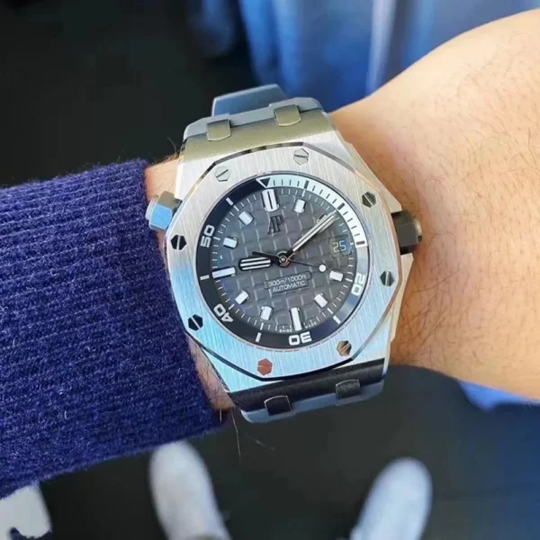 ROYAL OAK OFFSHORE DIVER Ref. 15720ST.OO.A009CA.01 - 图片 7