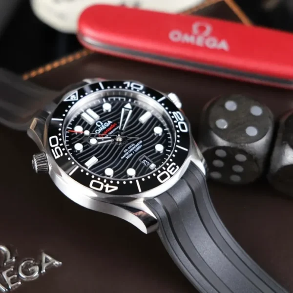 DIVER 300M CO‑AXIAL MASTER CHRONOMETER 42 MM - 图片 6