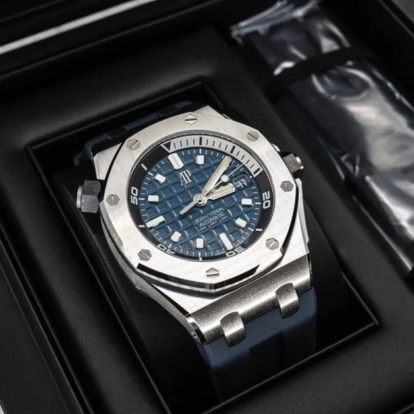 ROYAL OAK OFFSHORE DIVER Ref. 15720ST.OO.A027CA.01 - 图片 2