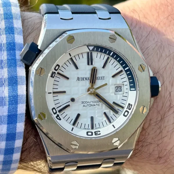 ROYAL OAK OFFSHORE DIVER Ref. 15710ST.OO.A010CA.01 - 图片 4