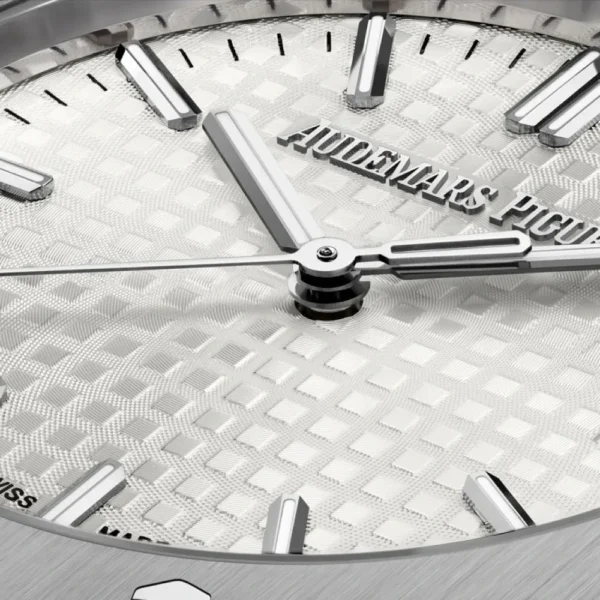 ROYAL OAK SERIES AUTOMATIC WINDING WATCH 5O ANNIVERSARY EDITION Ref. 15550ST.OO.1356ST.01 - 图片 5