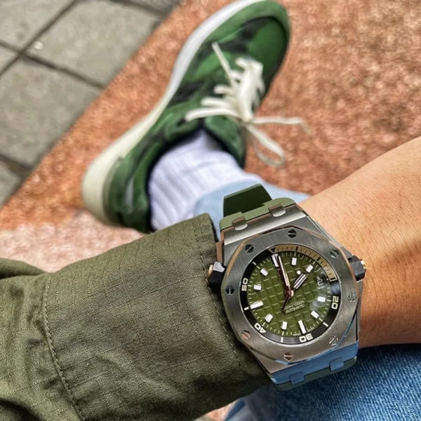 Royal Oak Offshore Diver's Watch Ref. 15720ST - 图片 5