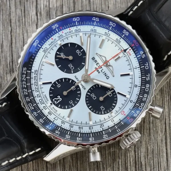 Breitling Navitimer B01 Chronograph Ice Blue Dial 43 AB0138241C1P1 - 图片 3