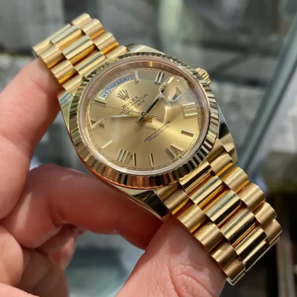 Rolex DAY-DATE 40 M228238 - 图片 4