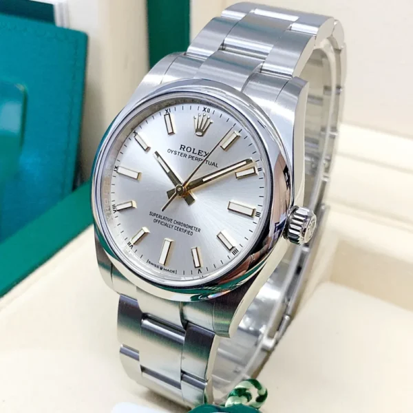 OYSTER PERPETUAL 124300 Series(Champagne gold) - 图片 3
