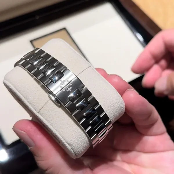 5990/1A-001 - Patek Philippe NAUTILUS - 图片 9